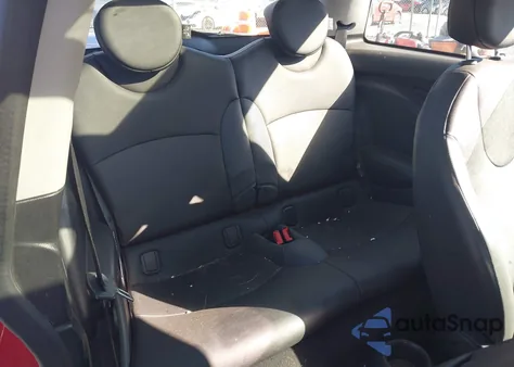 2008 Mini Cooper из США, поврежденный, VIN WMWMF33548TU67650